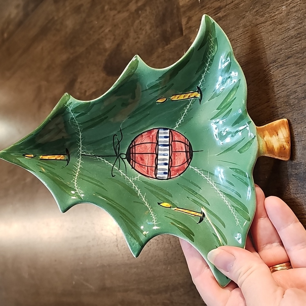 🎄Vintage Hand Painted Ceramic Christmas Tree Dish Made in Italy